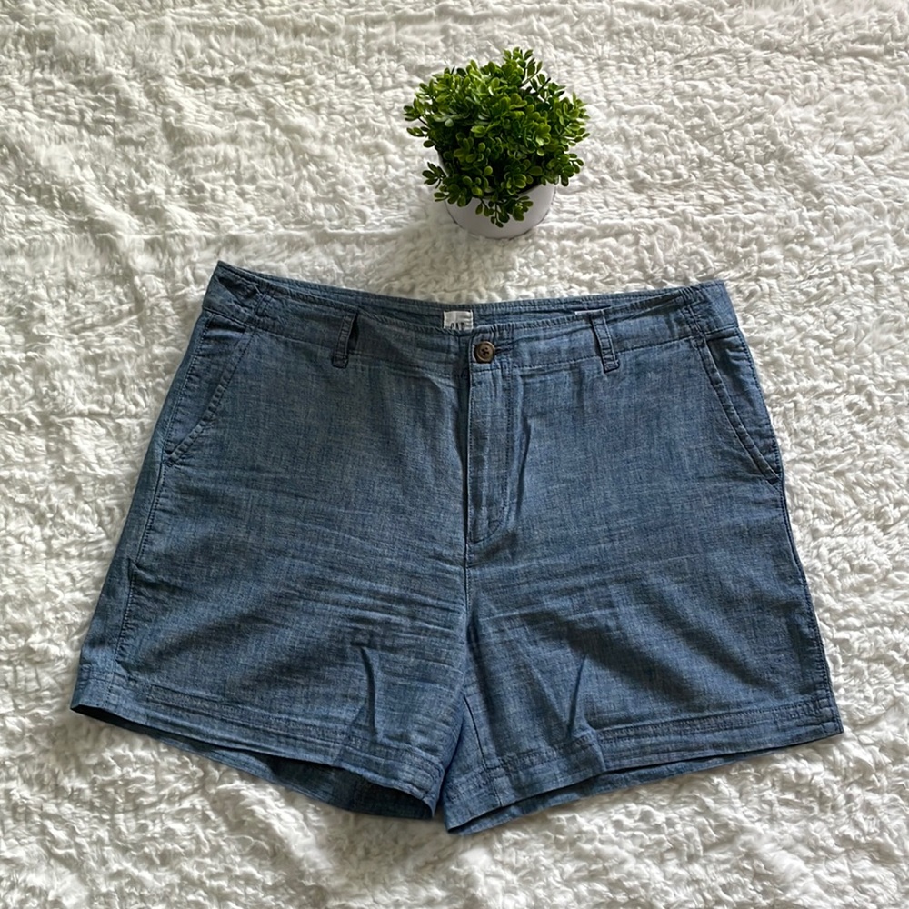 🎈Gap Chambray Blue Shorts